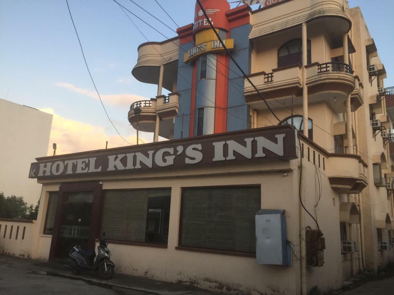 Hotel Kings Inn Haridwār Exteriör bild